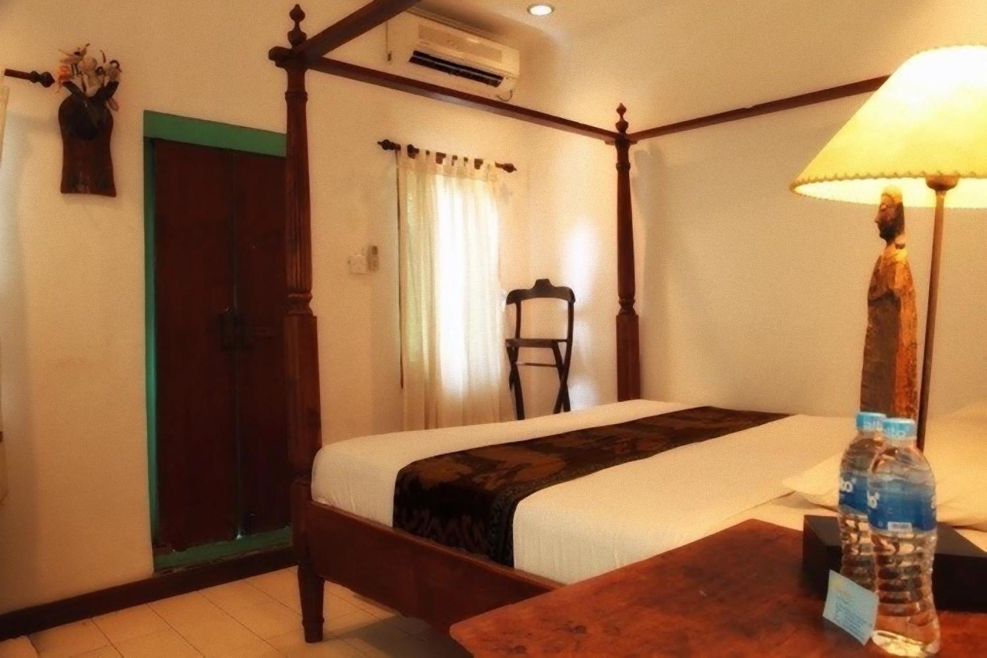 Sunhouse Guesthouse Sanur Zimmer foto